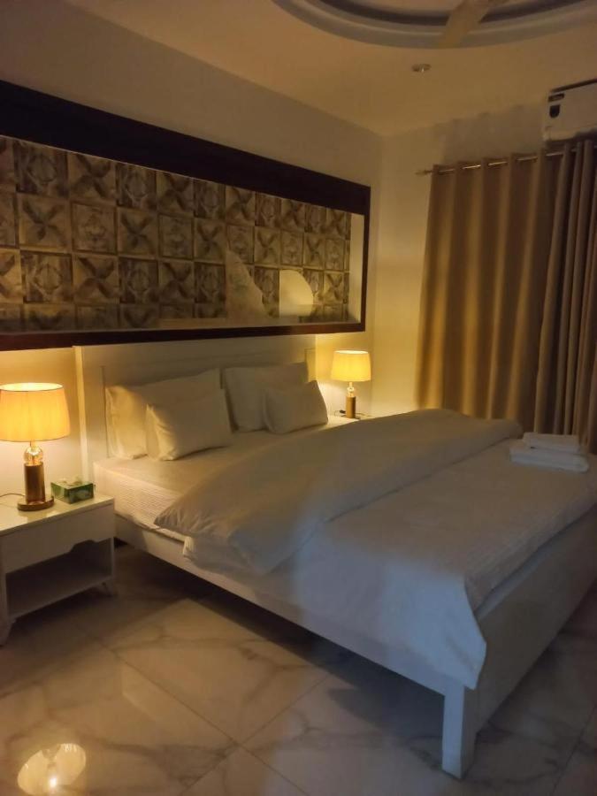 B&B Mumtaz City イスラマバード エクステリア 写真