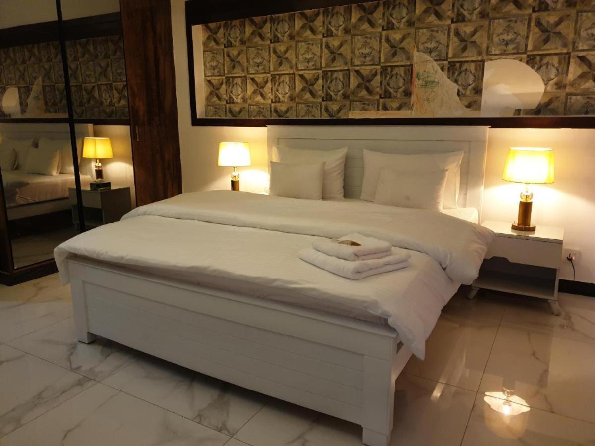 B&B Mumtaz City イスラマバード エクステリア 写真