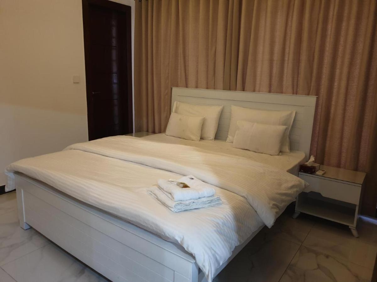 B&B Mumtaz City イスラマバード エクステリア 写真